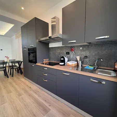 East Gateway Premium & Apartmán Janov