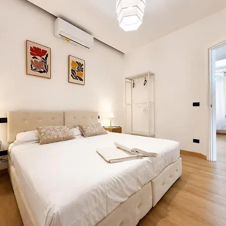 Διαμέρισμα Genova East Gateway Stadium & City Urban Suite *